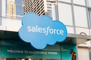 Salesforce adds new features to Financial Services Cloud