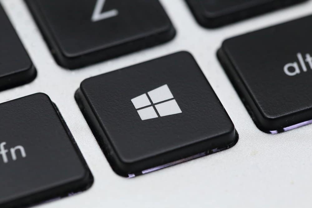 "Almost half the companies still use Windows 7. Techzine Europe