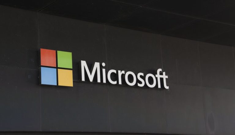 Microsoft briefly overthrew Apple as the world’s most valuable company