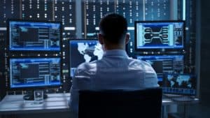 Barely 1 in 3 cybersecurity experts get accurate and relevant threat data