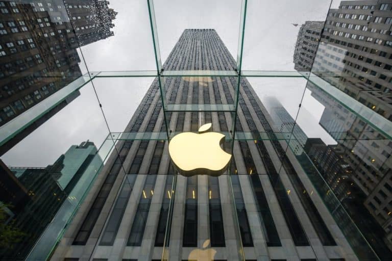 Ex-Apple employee who scammed the company over $10 M charged by U.S. authorities