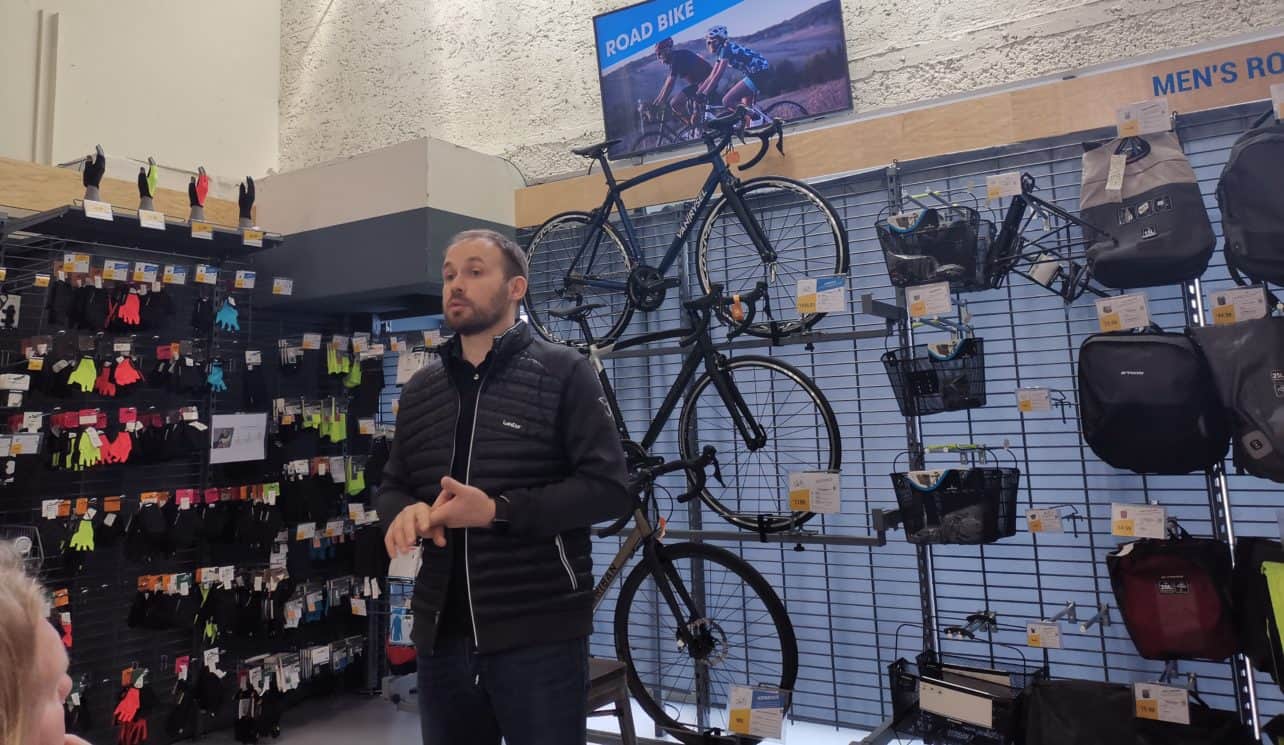 Decathlon USA deploys mobile robot to retail store, 2018-12-11