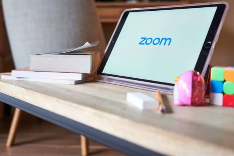 Zoom sells all-in-one communication appliance for 599 dollars