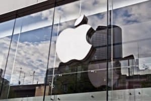 Apple’s fine in France has been reduced by 2/3 to 372 million euros