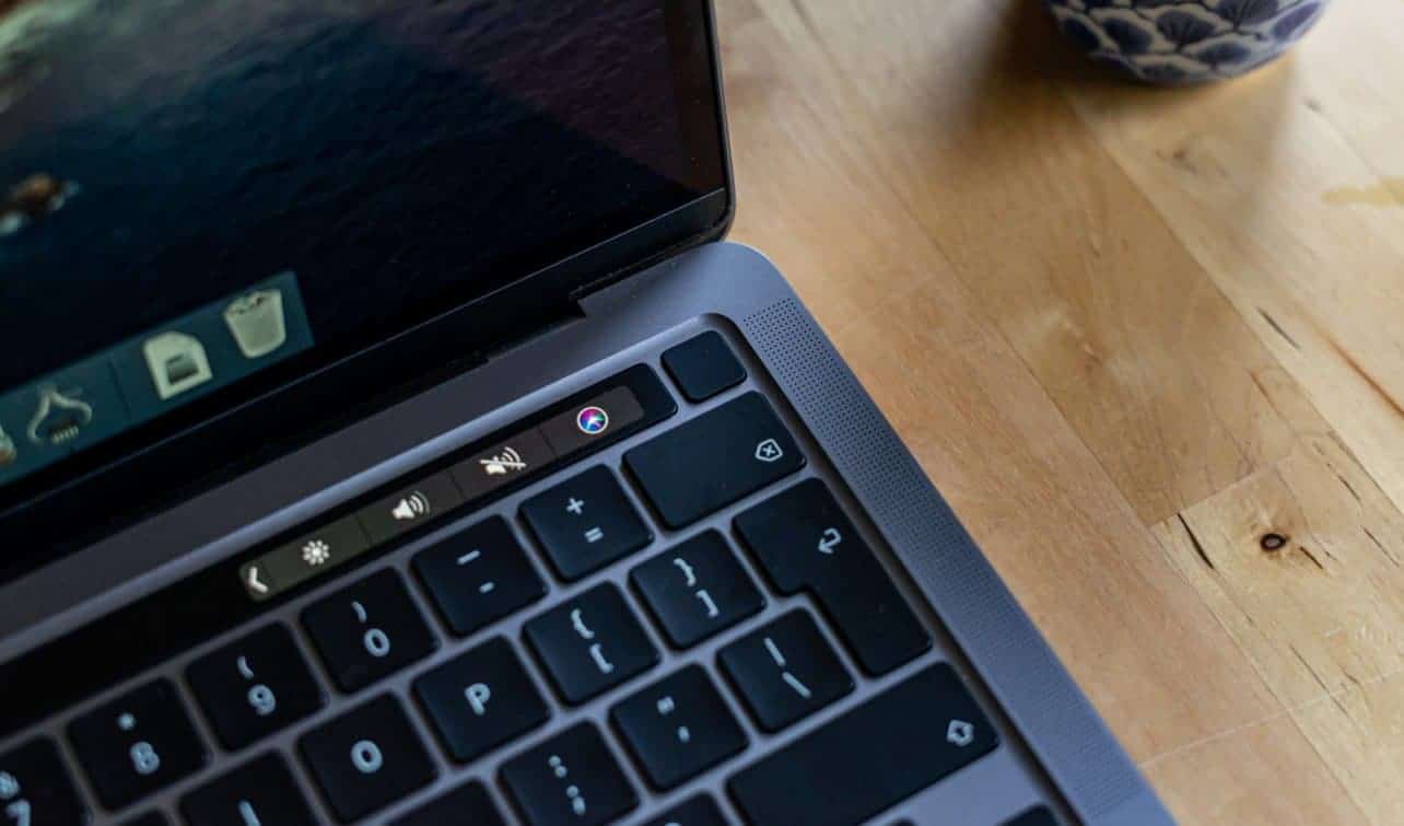 3-Apple-MacBook-Pro-13-2020-09-1284×755-1 3-Apple-MacBook-Pro-13-2020-09-1284×755-1