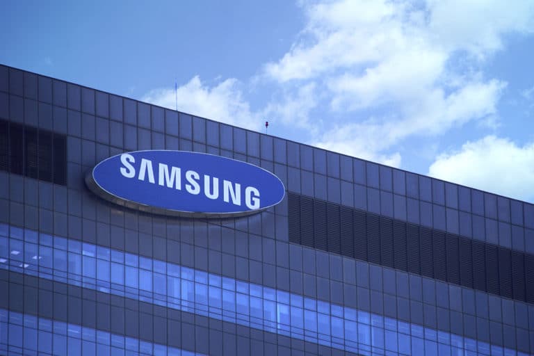 Samsung launches SAS-4 enterprise SSD for servers