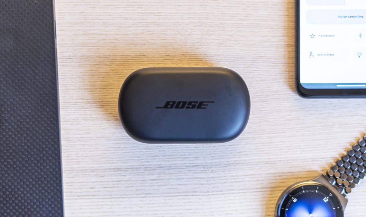 3-Bose-QC-Earbuds-04-scaled-1 3-Bose-QC-Earbuds-04-scaled-1