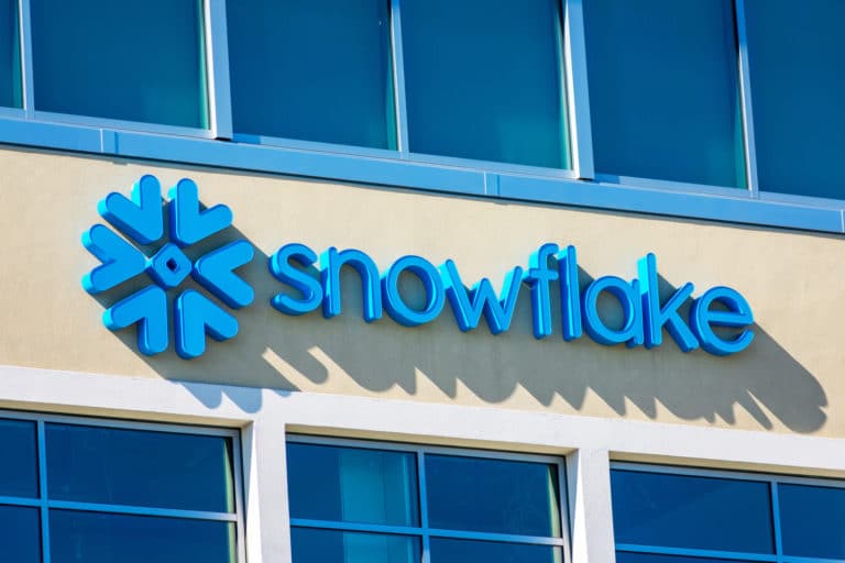 Snowflake acquires ailing search engine Neeva