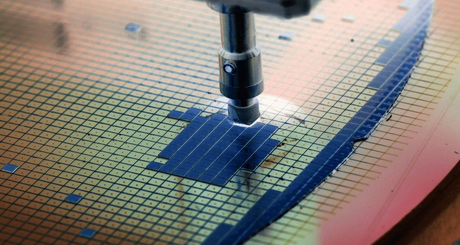 ASML warns of long-term shortage of chip manufacturing machines ...