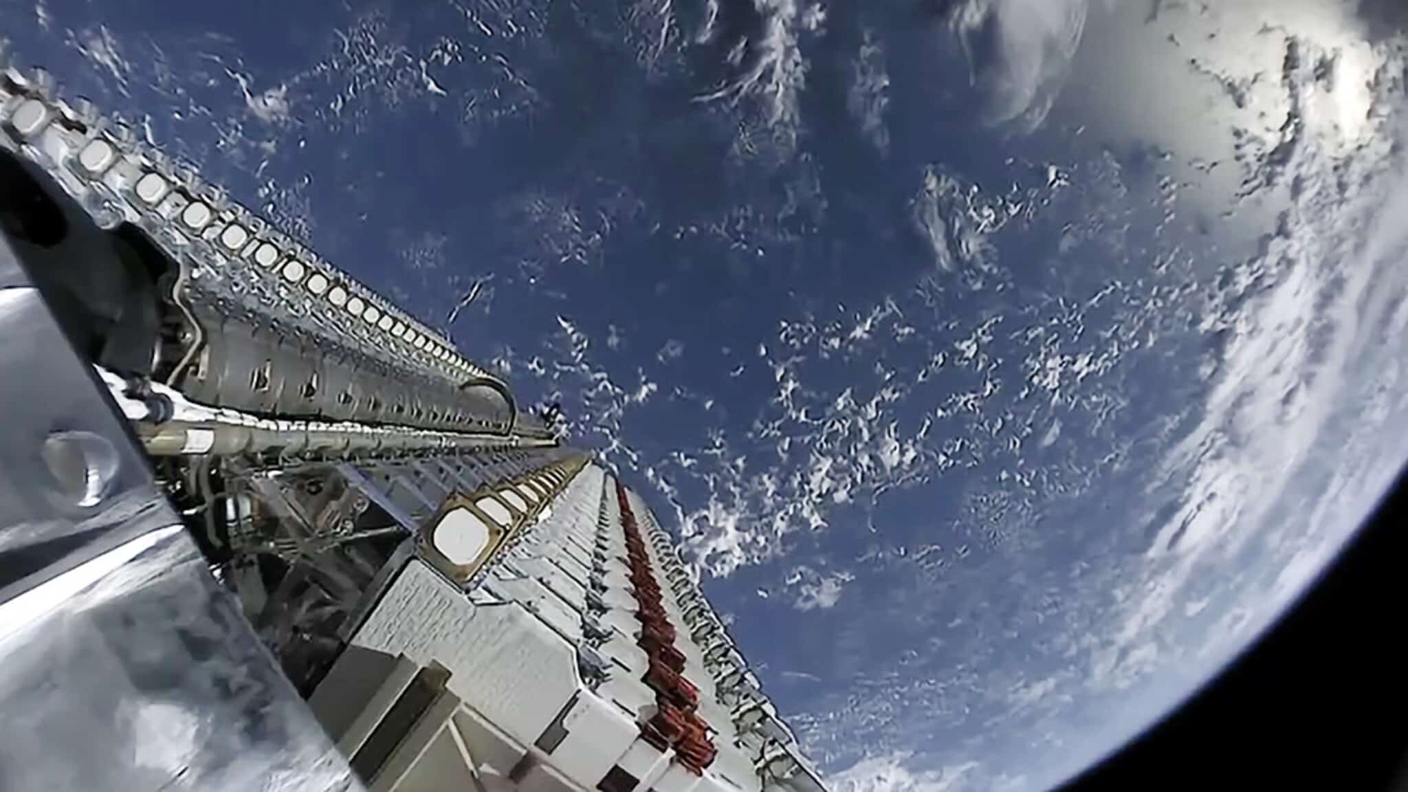 SpaceX buys EchoStar spectrum to deploy Direct to Cell technology