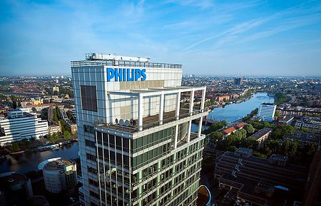 Philips cuts thousands of jobs and records disappointing annual sales