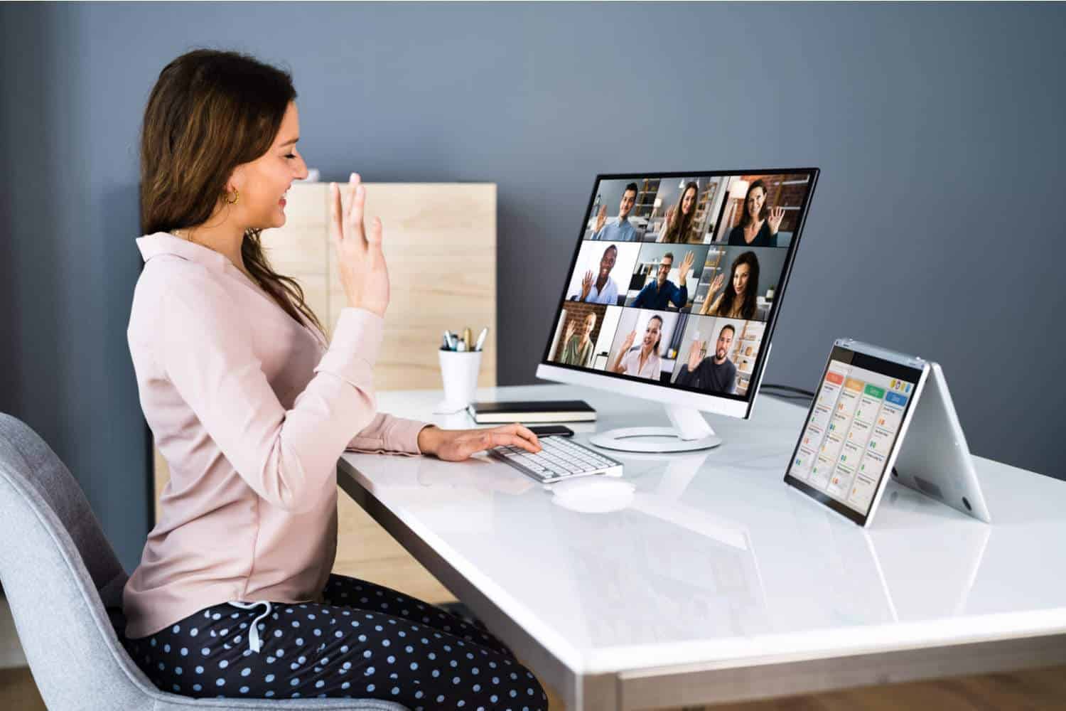 HP introduces new laptops and tools for hybrid working Techzine Global