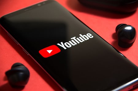 YouTube ‘testing’ ad-blocker ban