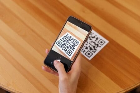 QR codes bypass browser isolation for malicious C2 communication