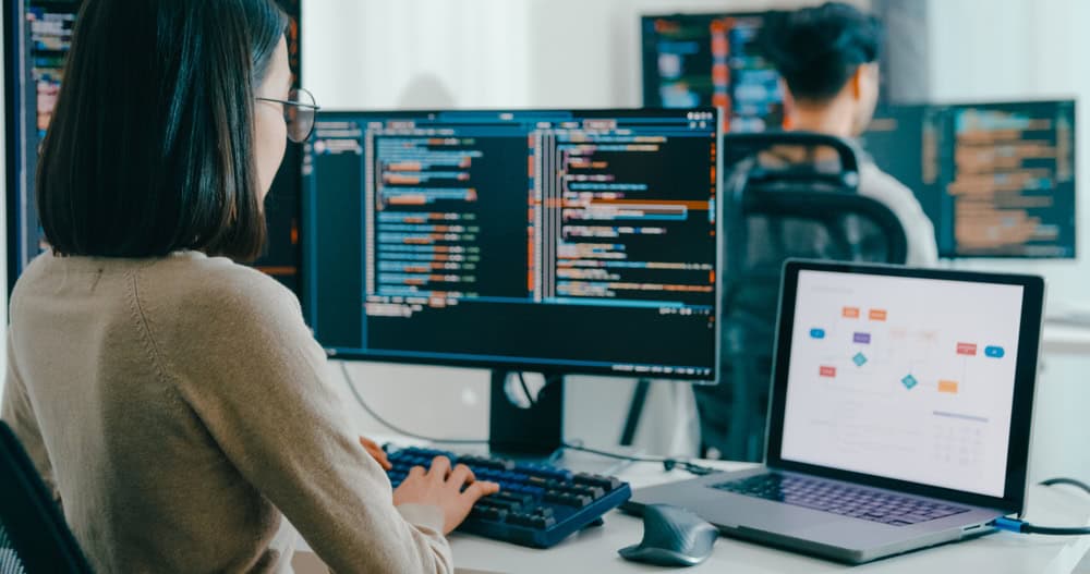 Microsoft planning to introduce Visual Studio Code for the Web ...