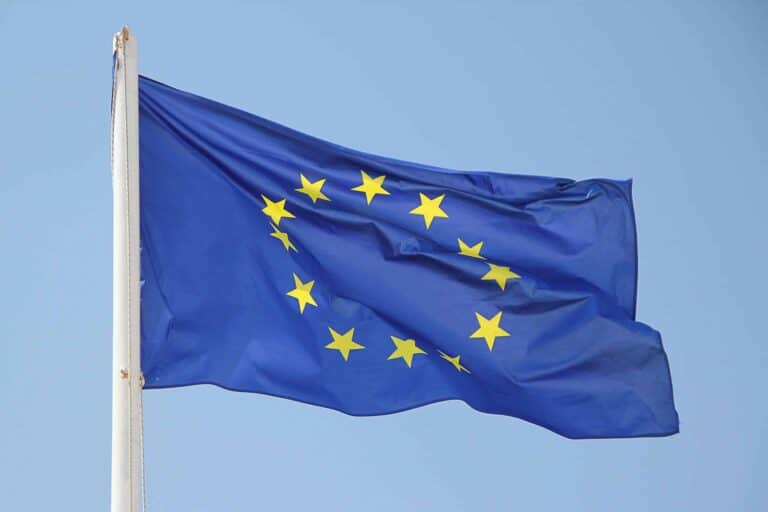 European Commission gives employees burner phones and laptops for visits to the US