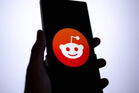 Claude creator Anthropic sued by Reddit