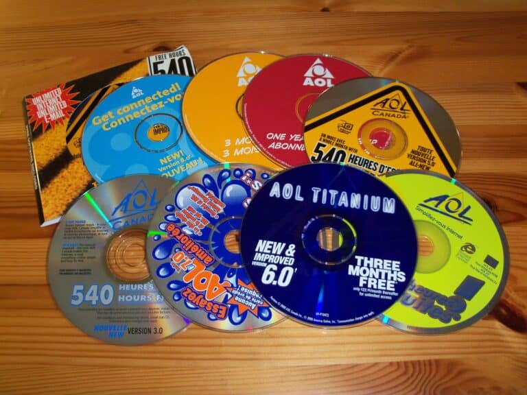 AOL pulls the plug on dial-up service