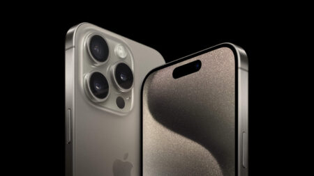 Apple surprises with growth figures, AWS disappoints