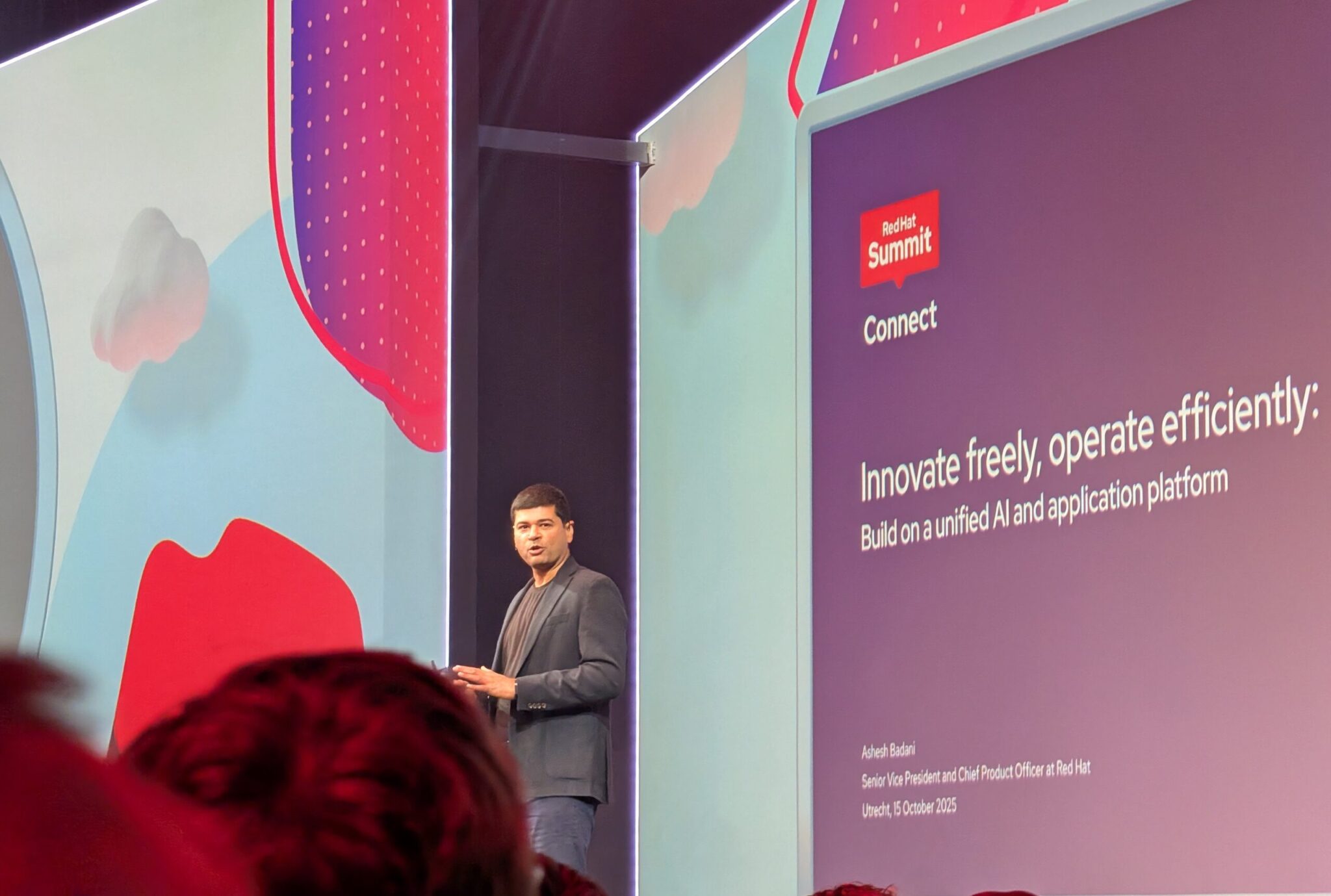 Red Hat sees AI and sovereignty reshaping hybrid cloud - Techzine Global