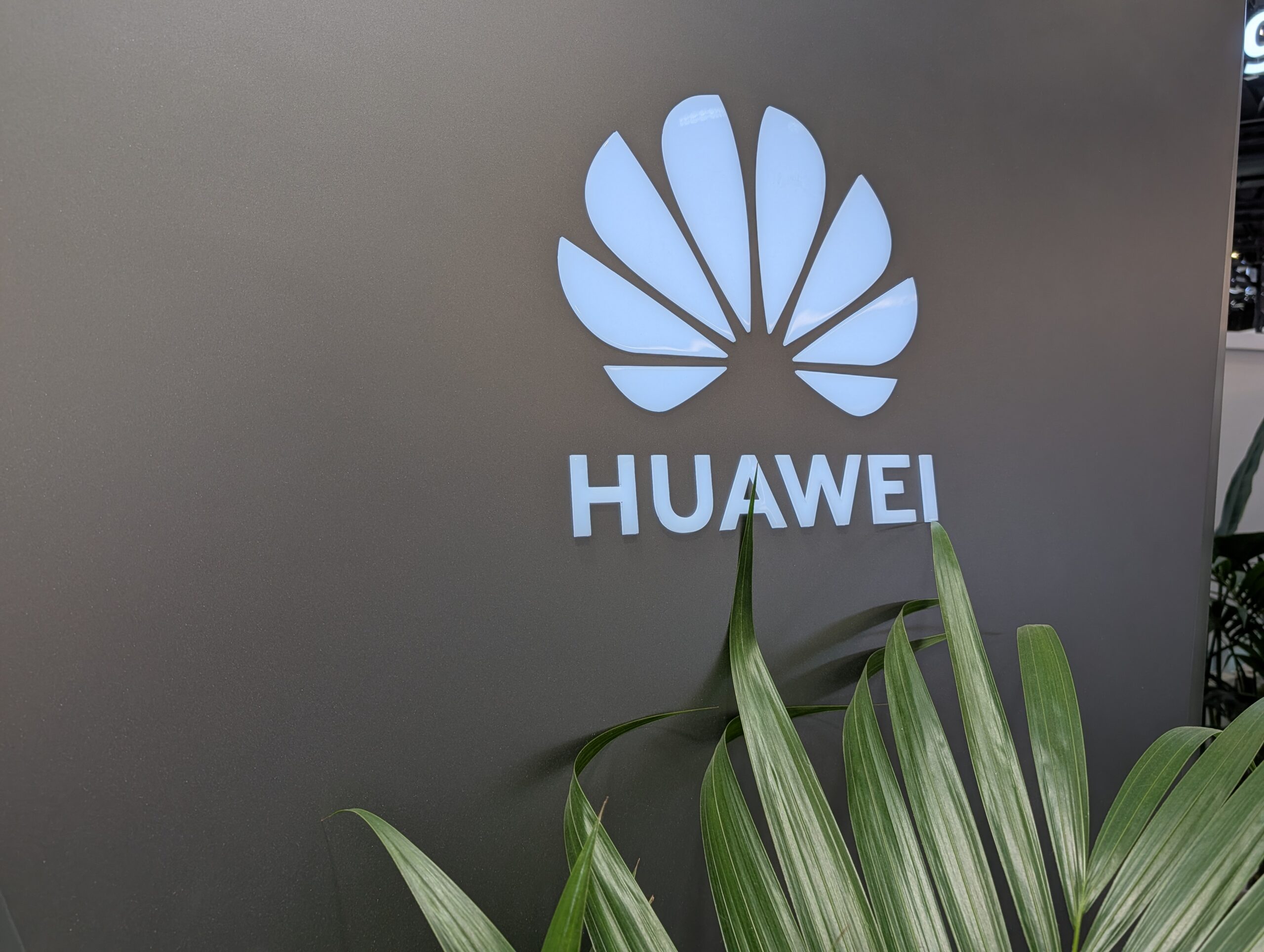 Huawei gets deeper into AI data centers with Computing Platform service