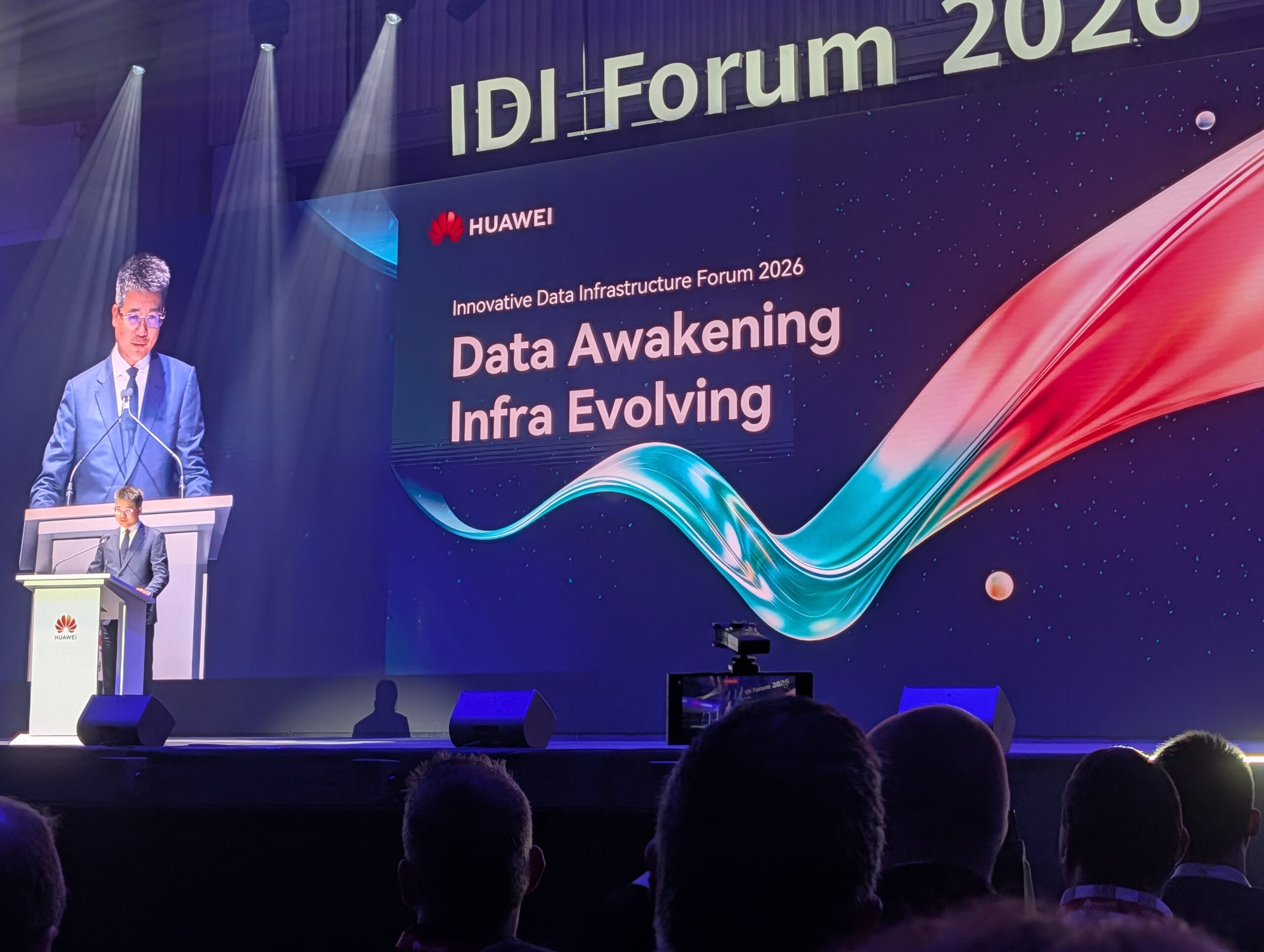Huawei integrates storage and AI into a five-layer infrastructure