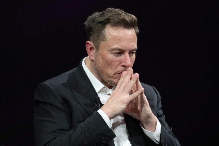 “Musk wanted Tesla to acquire OpenAI”