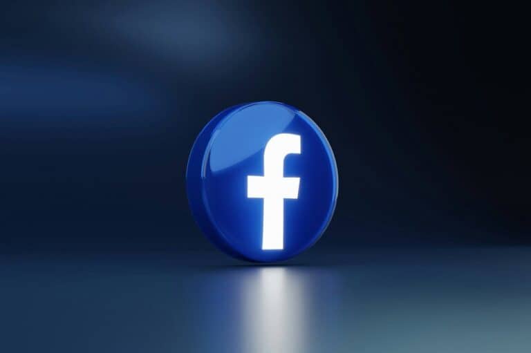 Messenger, Facebook, and Facebook Ads are experiencing an outage