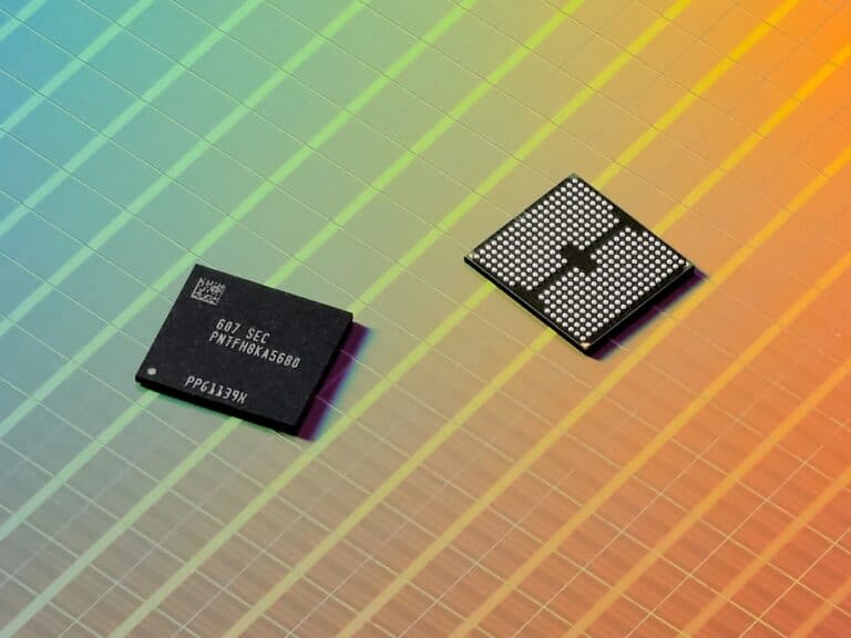 Samsung unveils V10 BV-NAND with wafer bonding and 400 layers