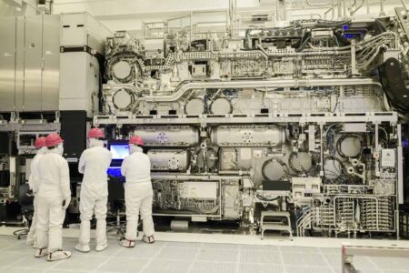 “ASML aims to produce 110 EUV machines by 2028”